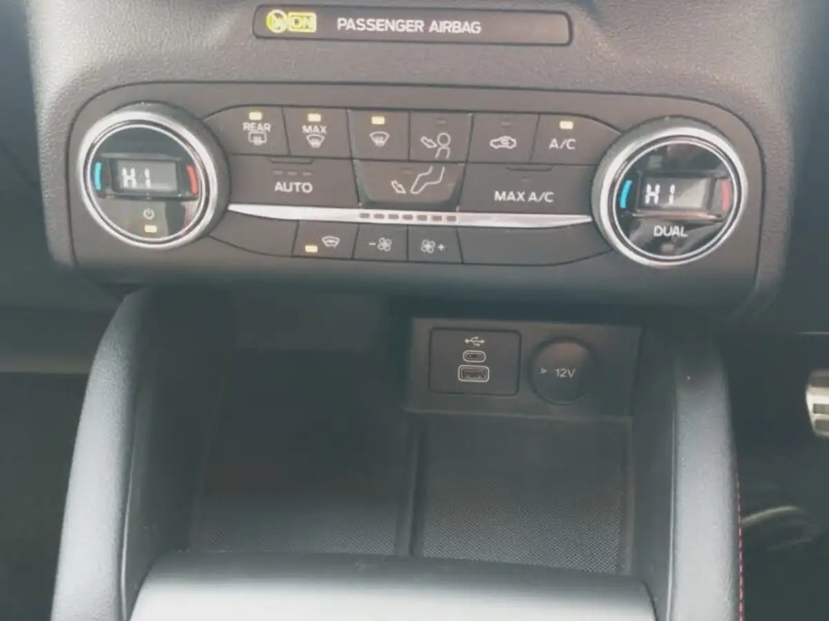 2022-ford-kuga-25t-st-line-edition-190ps-fhev-big-15
