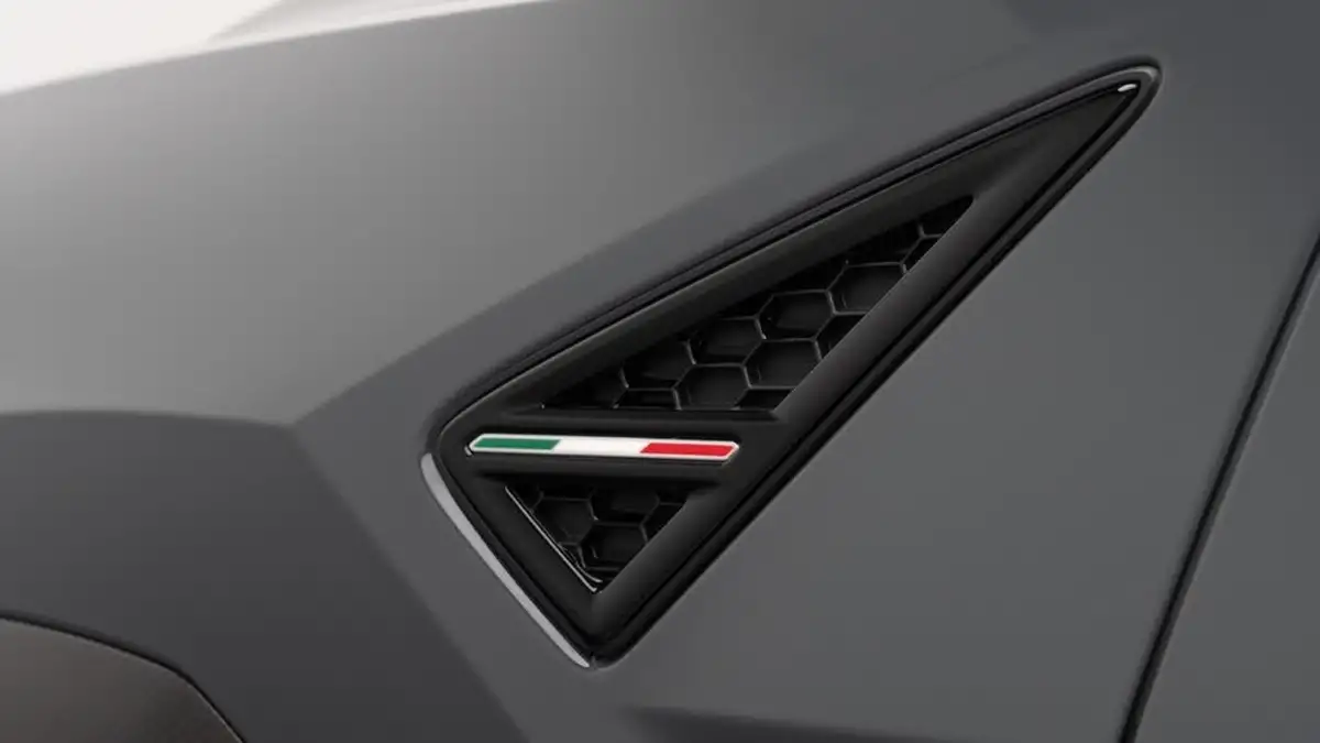 2024-lamborghini-urus-40-no-trim-big-46