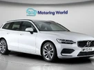 2020-volvo-v60-20-b3-momentum-small-0