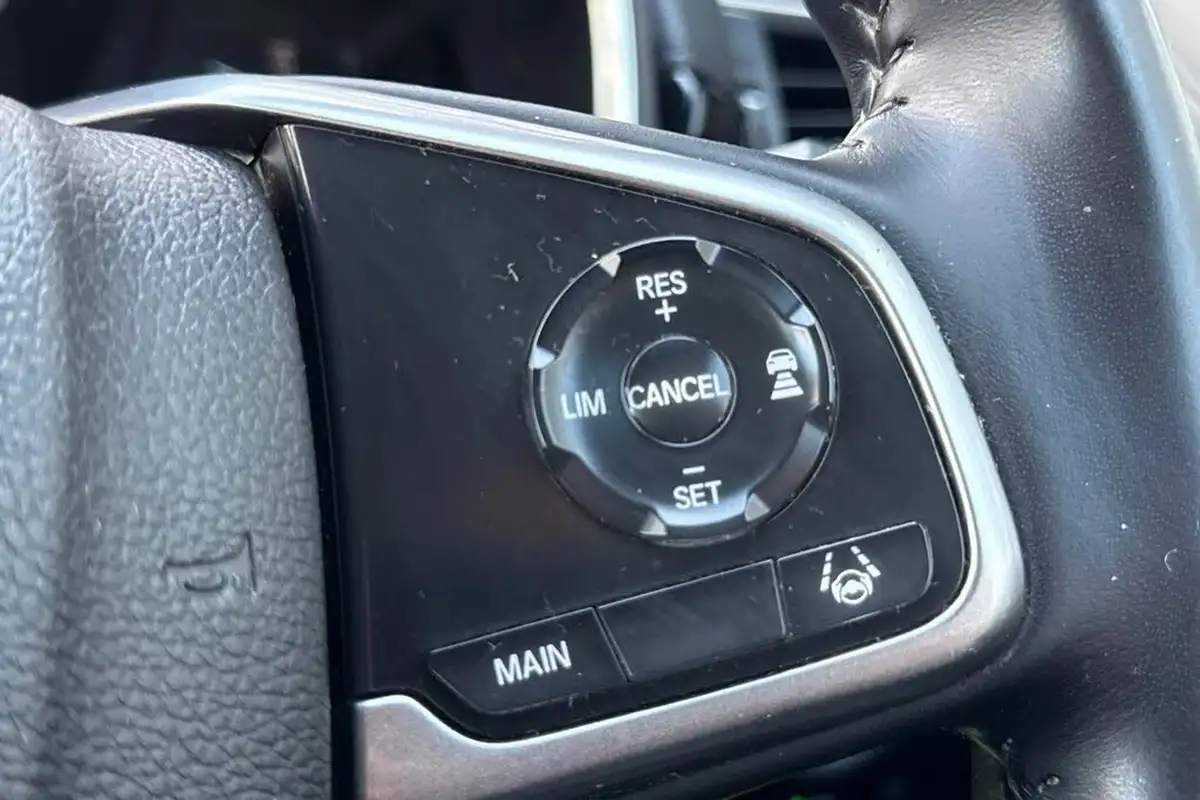 2019-honda-cr-v-15-vtec-turbo-se-193ps-4wd-cvt-big-24