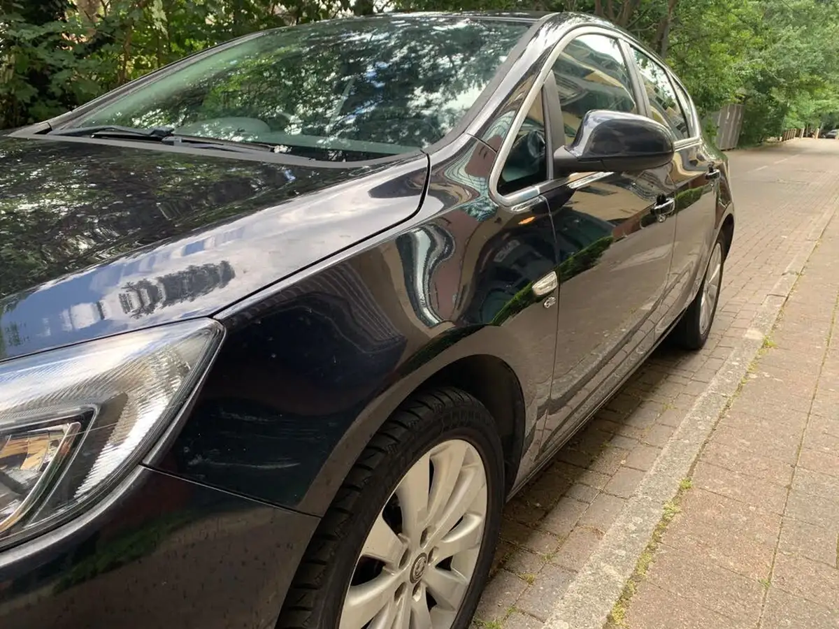 2013-vauxhall-astra-16-elite-vvt-115ps-hatchback-big-31