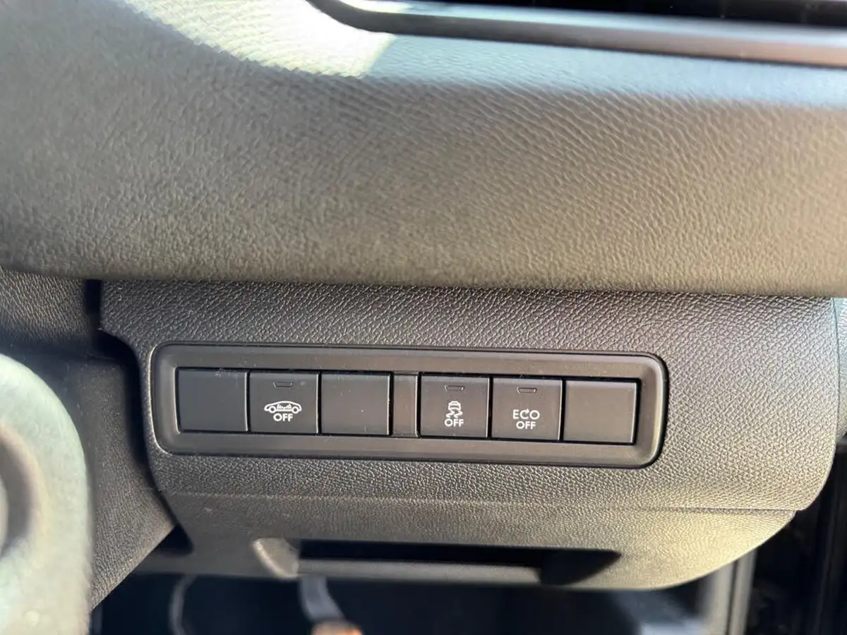 2015-peugeot-308-20-bluehdi-gt-line-20-bluehdi-big-39