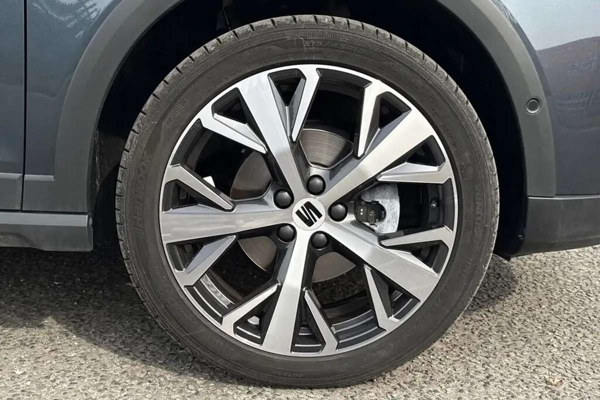2025-seat-arona-10-tsi-xperience-lux-dsg-big-9