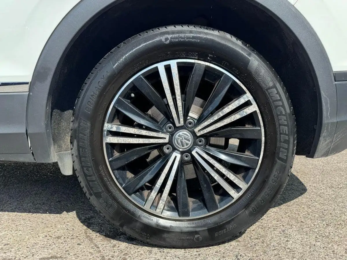 2018-volkswagen-tiguan-20tdi-se-navigation-150ps-ss-dsg-big-11