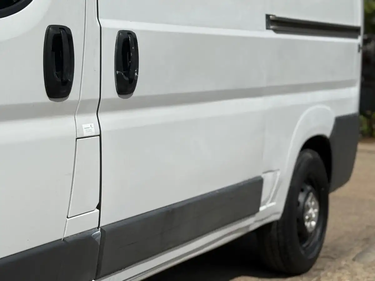 2017-fiat-ducato-20td-35-lh2-panel-big-25