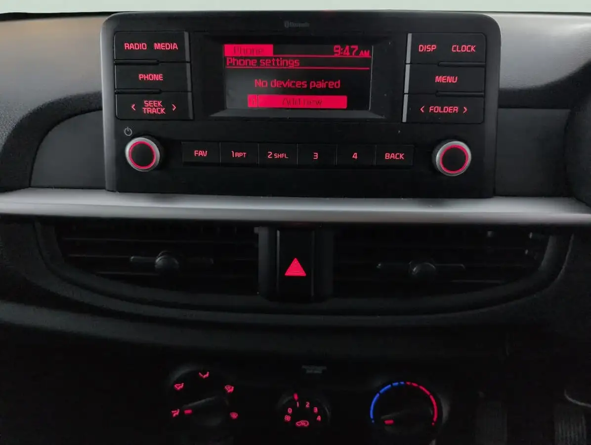 2022-kia-picanto-10-1-big-17