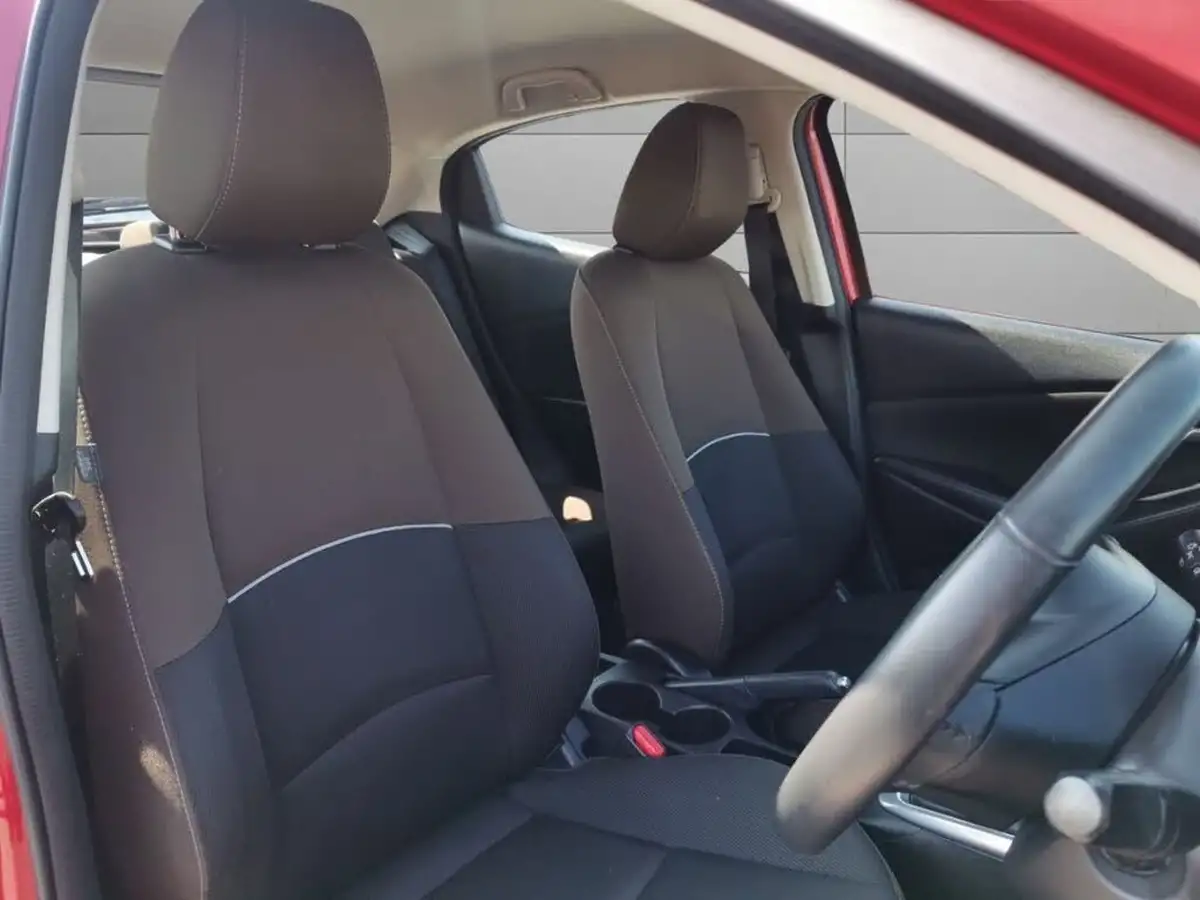 2020-mazda-mazda2-15-skyactiv-g-se-l-big-10