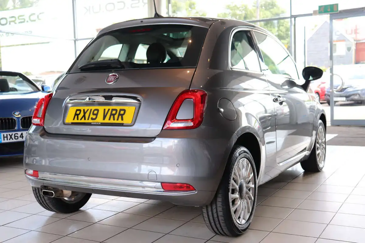 2019-fiat-500-12-lounge-ss-big-7