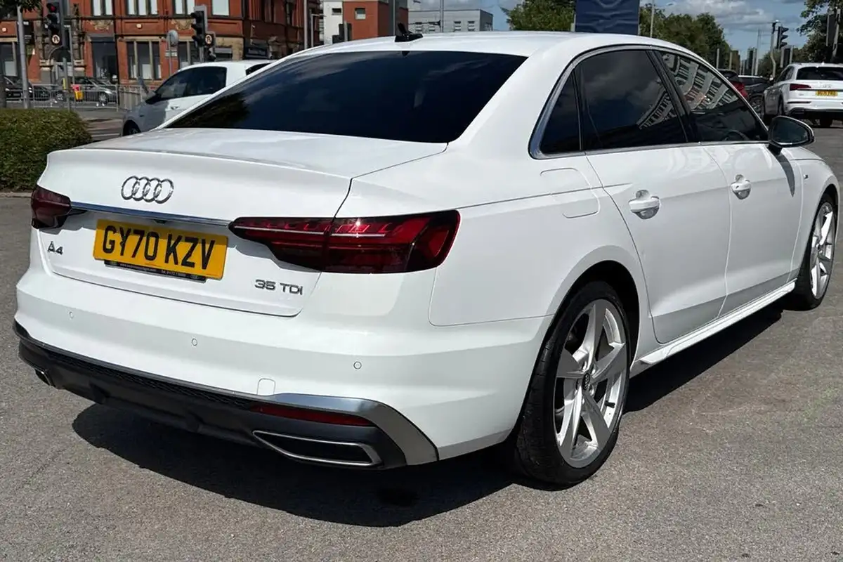 2020-audi-a4-20-35-tdi-s-line-big-44