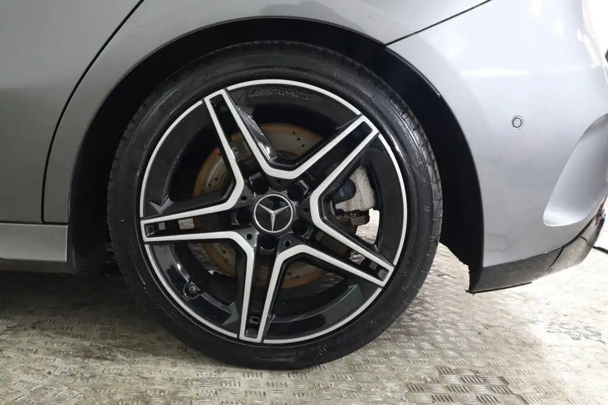 2019-mercedes-benz-a-class-20-a35-amg-premium-plus-hatchback-5d-big-30