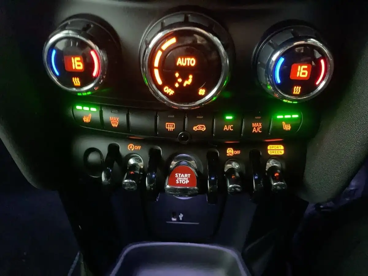 2021-mini-cooper-20-cooper-s-exclusive-hatchback-3d-auto-big-26