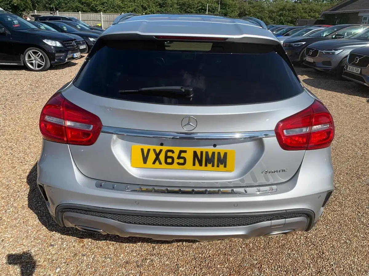 2015-mercedes-benz-gla-class-21cdi-amg-line-168bhp-premium-plus-4matic-big-5