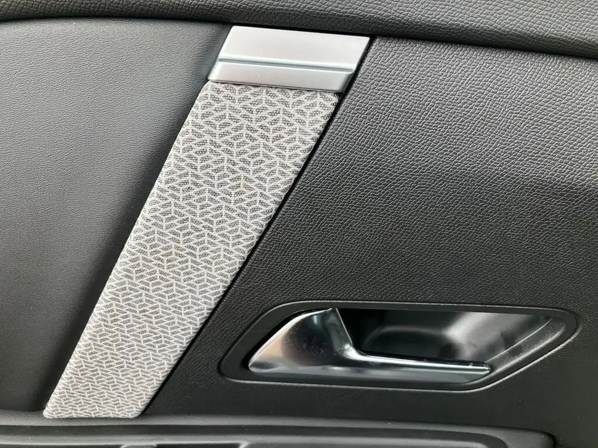2023-citroen-c4-12-puretech-c-series-edition-big-35