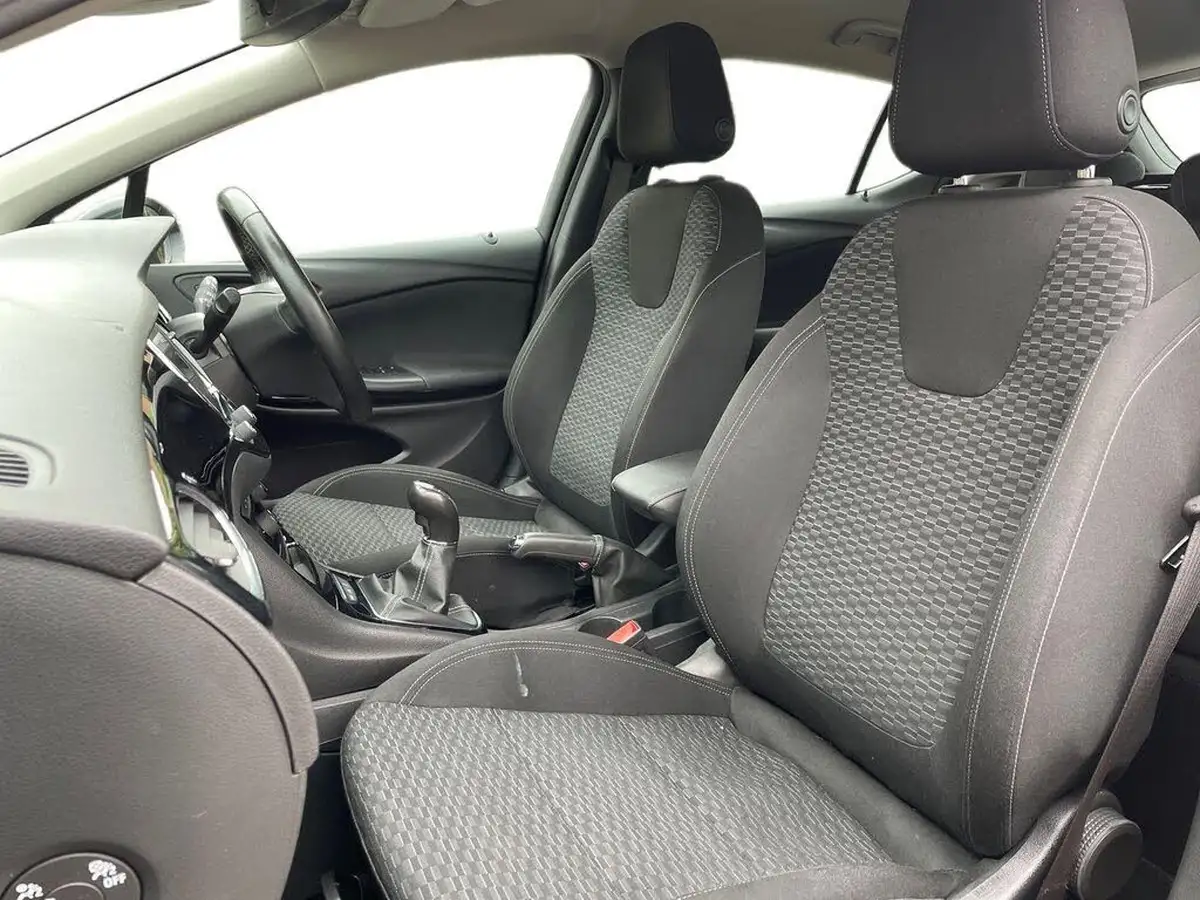 2018-vauxhall-astra-14i-16v-turbo-sri-nav-150ps-hatchback-big-9