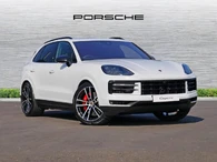 2025 Porsche Cayenne 4.0 V8 Station Wagon