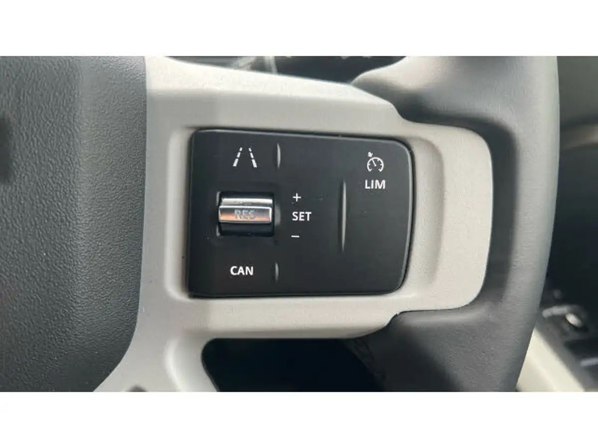2023-land-rover-90-defender-30-d250-x-dynamic-se-big-31