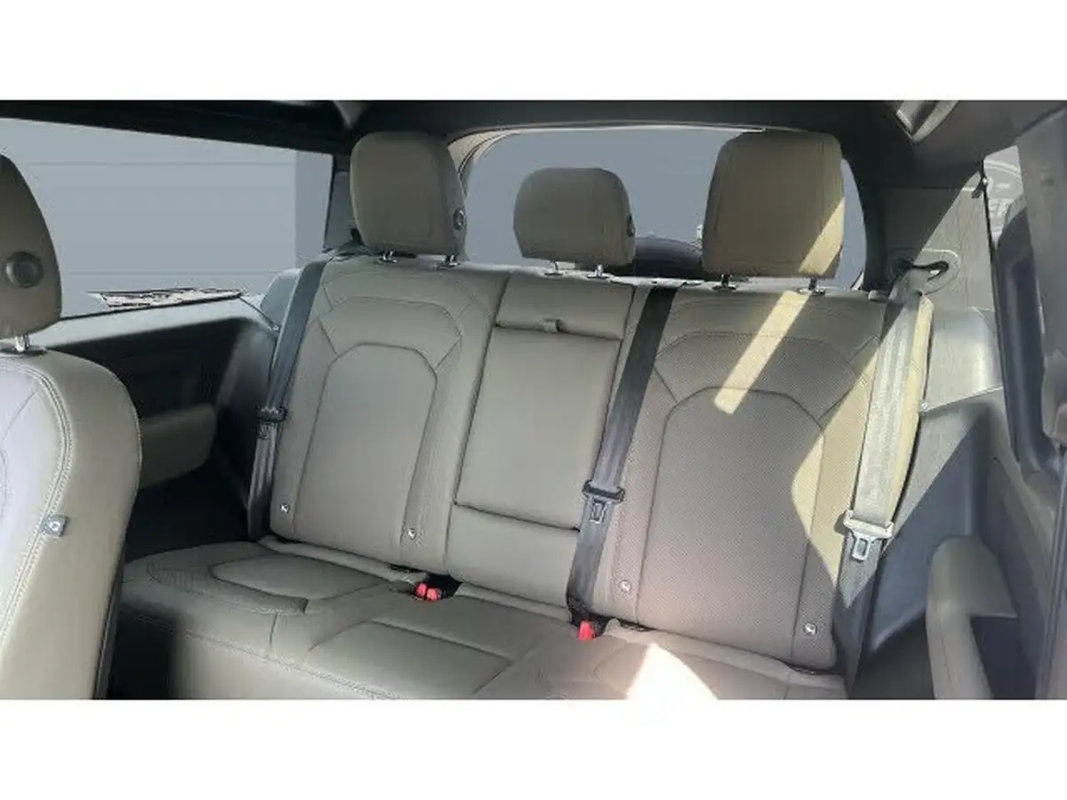2023-land-rover-90-defender-30-d250-x-dynamic-se-big-3