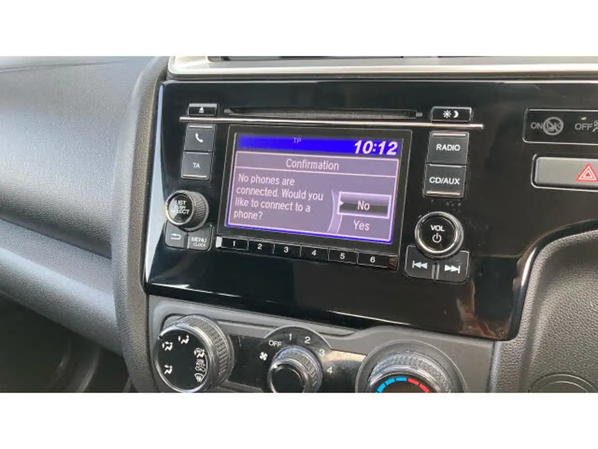 2018-honda-jazz-13-i-vtec-s-big-31
