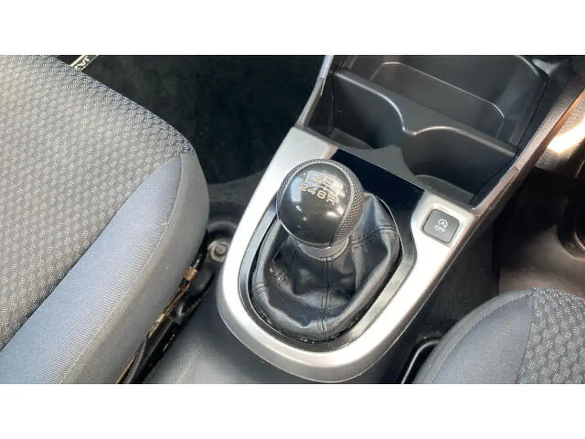2018-honda-jazz-13-i-vtec-s-big-35