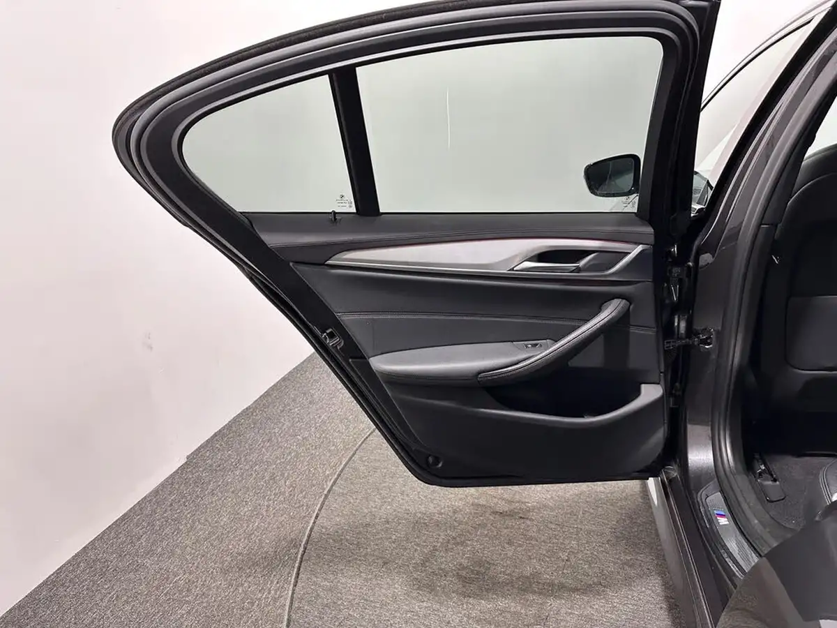 2019-bmw-5-series-20td-520d-m-sport-190bhp-ss-saloon-4d-big-38