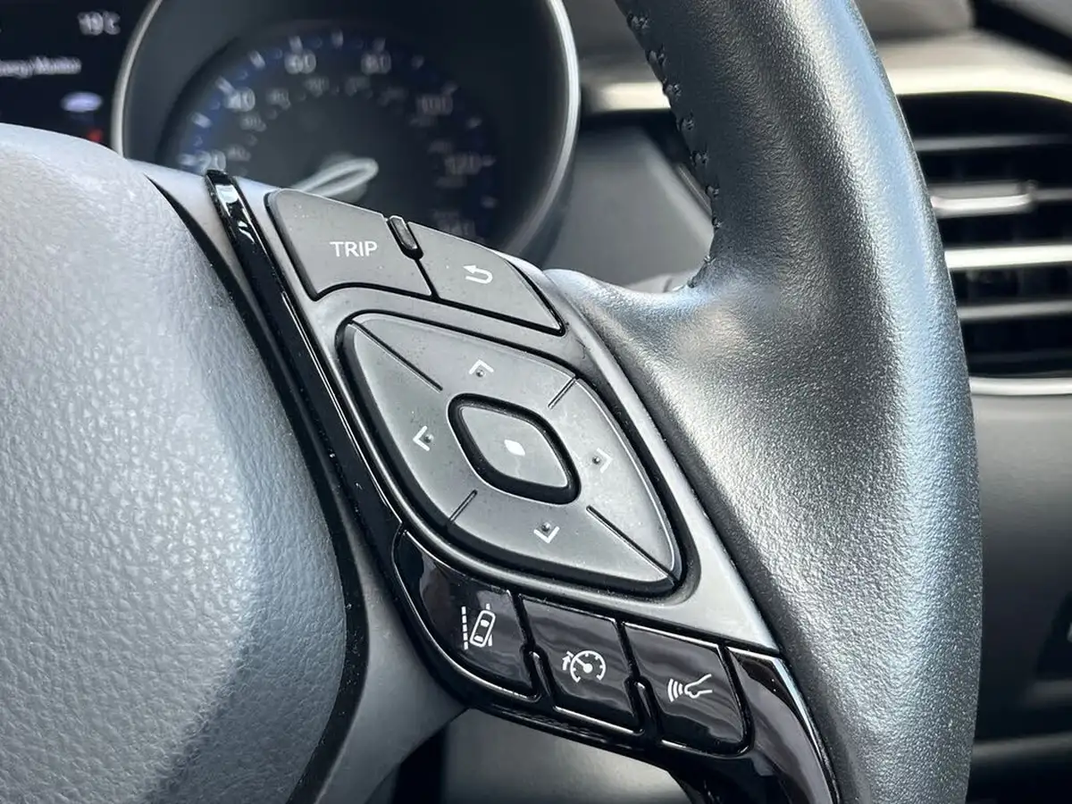 2022-toyota-c-hr-18-vvt-i-excel-big-24