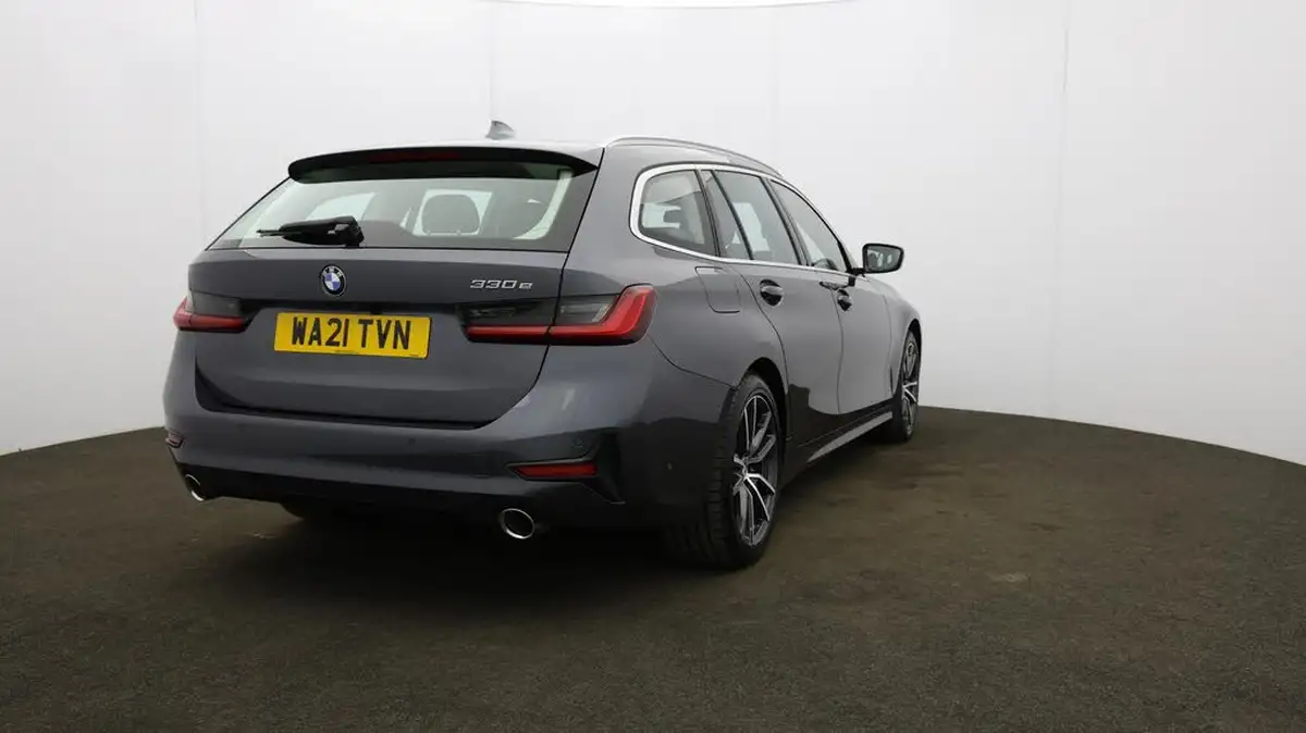 2021-bmw-3-series-20-330e-sport-pro-touring-5d-big-62