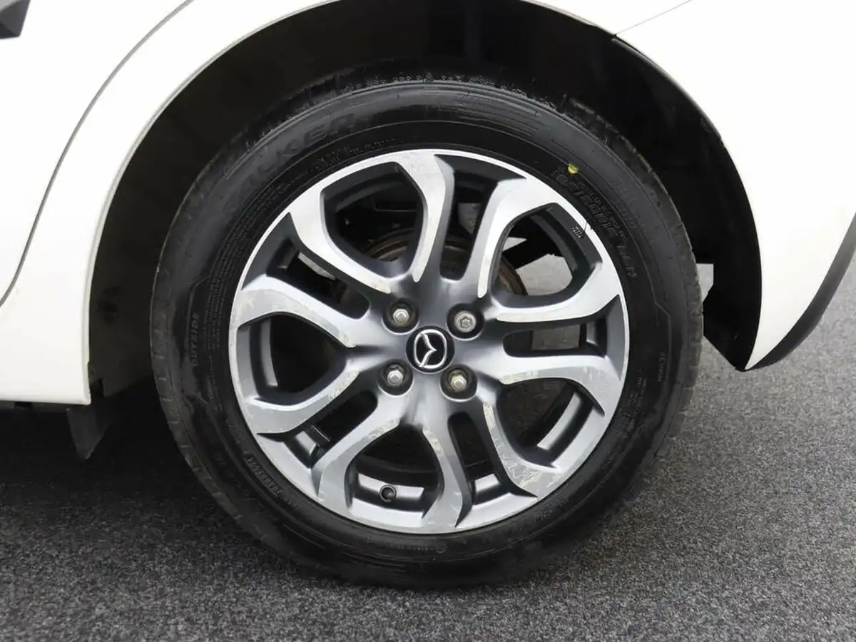 2018-mazda-mazda2-15-gt-sport-nav-115ps-ss-big-6