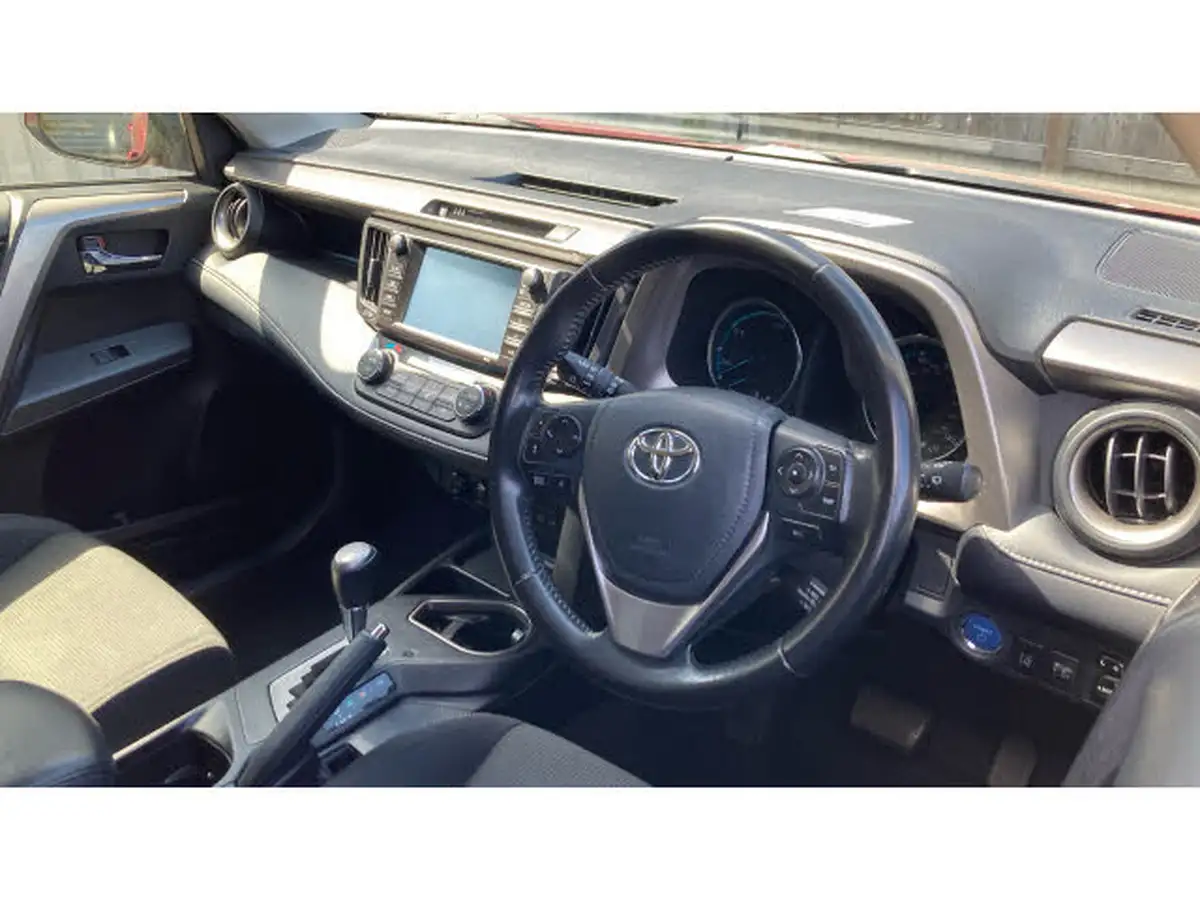 2018-toyota-rav4-25-vvt-i-icon-tech-big-10