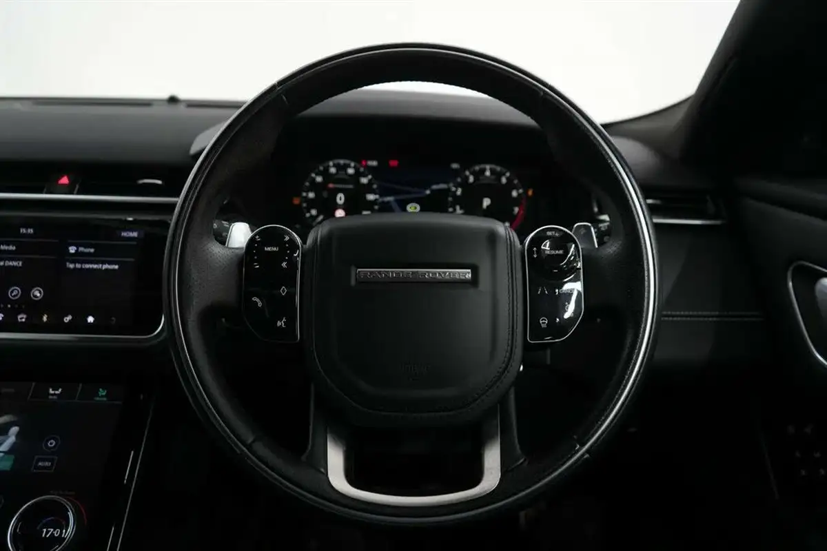 2018-land-rover-range-rover-velar-20-p300-r-dynamic-hse-ss-big-46