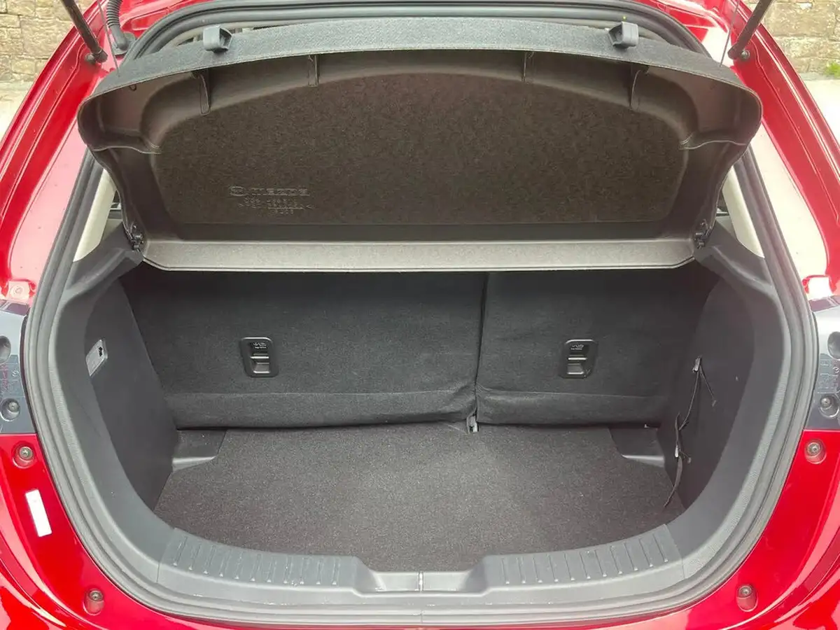 2023-mazda-mazda2-15-e-skyactiv-g-homura-big-23