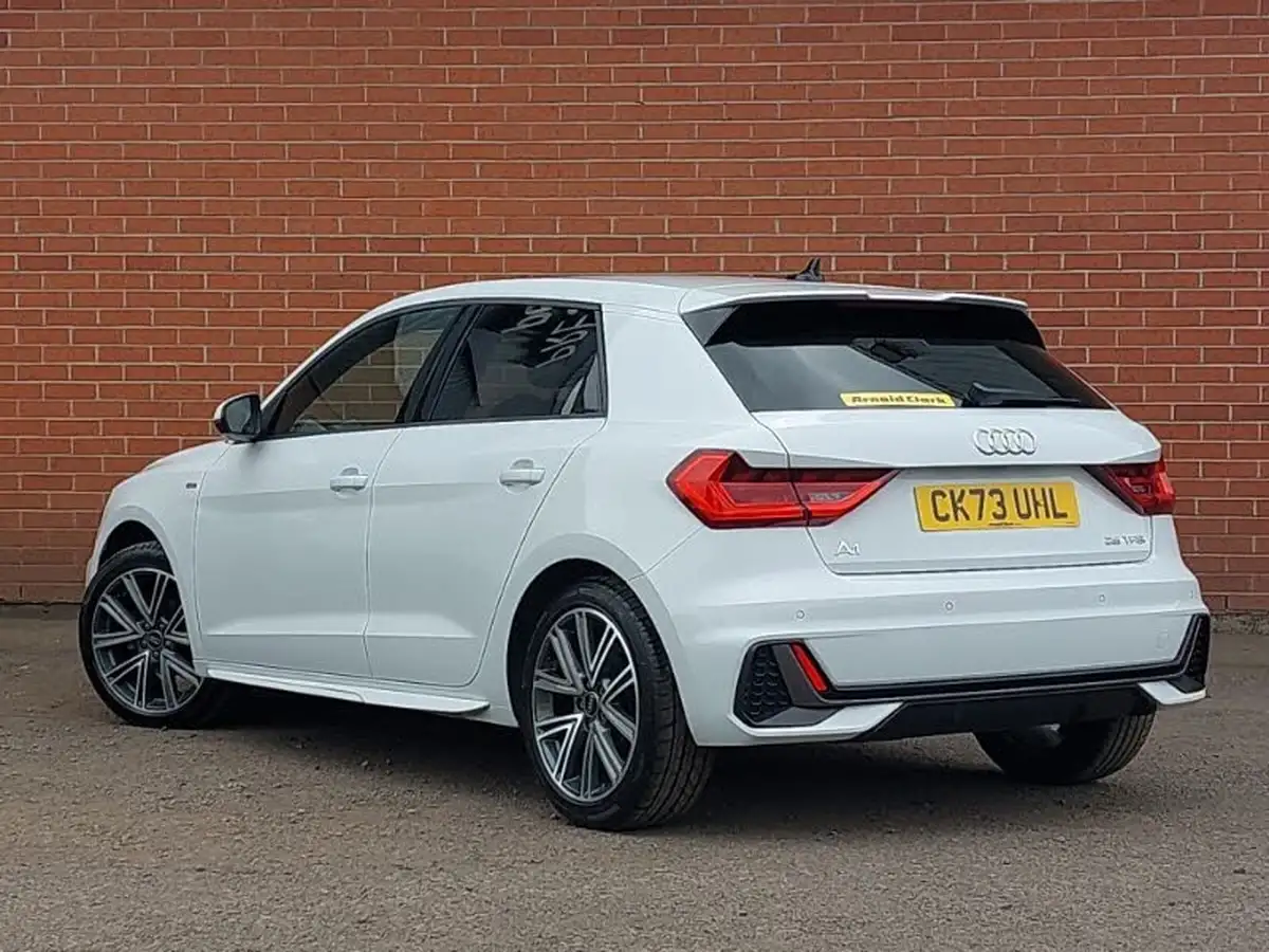 2023-audi-a1-10-25-tfsi-s-line-tronic-big-1