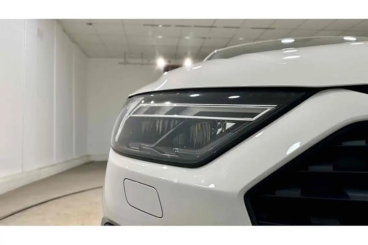 2022-audi-a1-10-25-tfsi-technik-big-17
