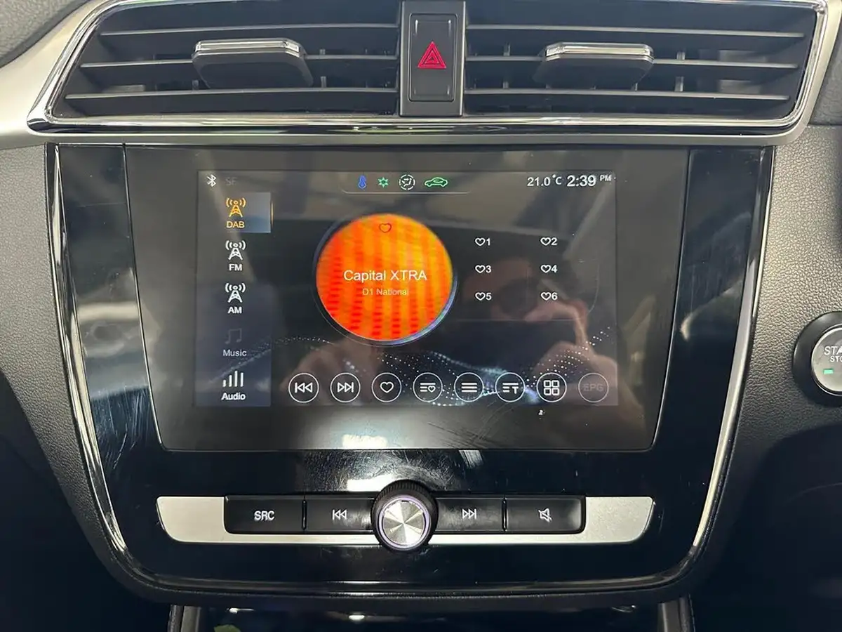 2021-mg-zs-suv-e-exclusive-ev-big-45