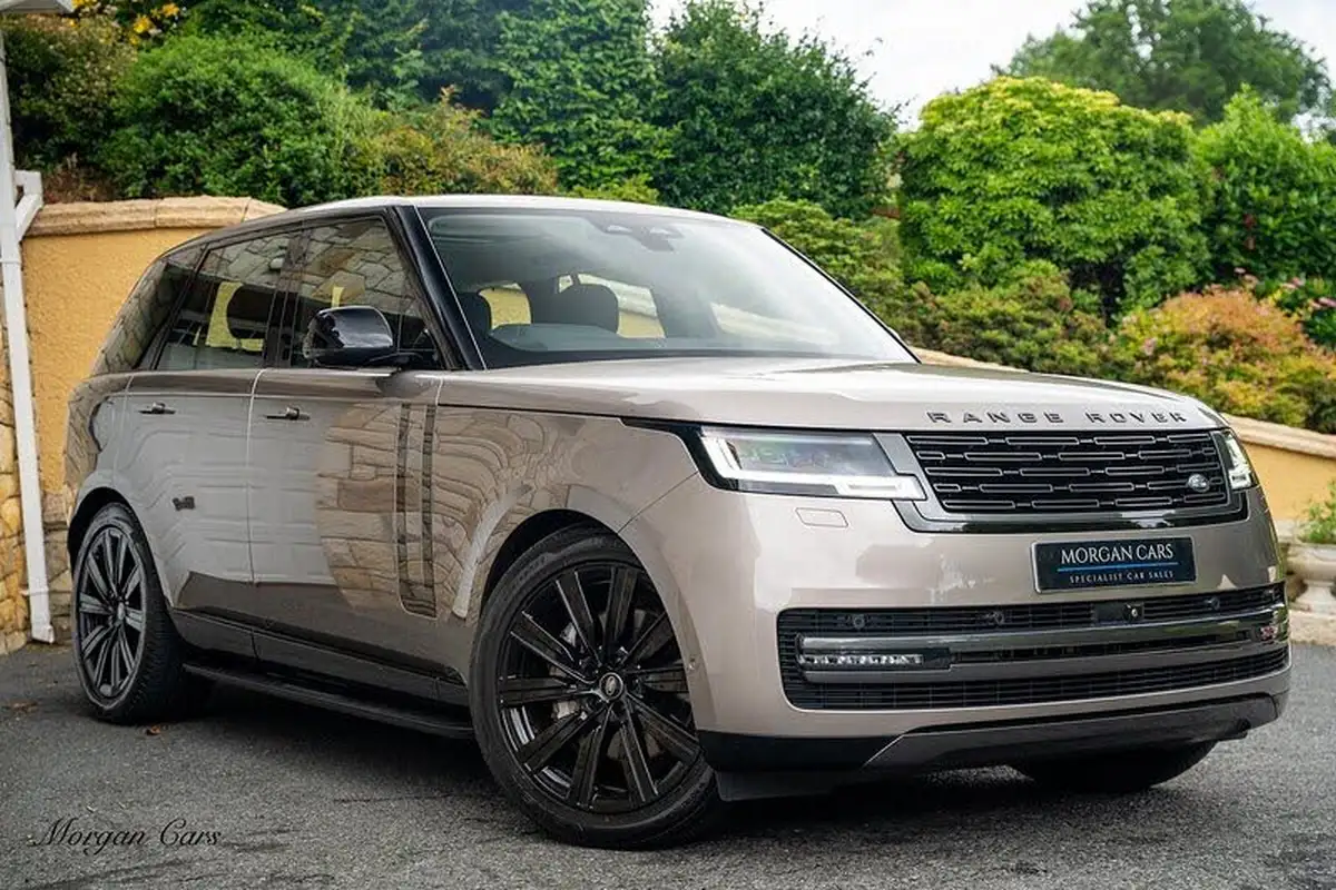 2022-land-rover-range-rover-30-p400-se-big-16