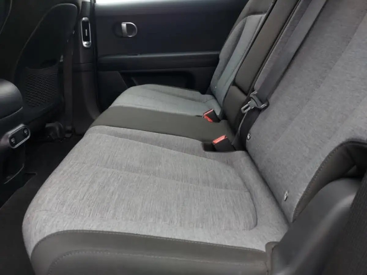 2021-hyundai-ioniq-5-e-premium-217ps-73kwh-rwd-big-5