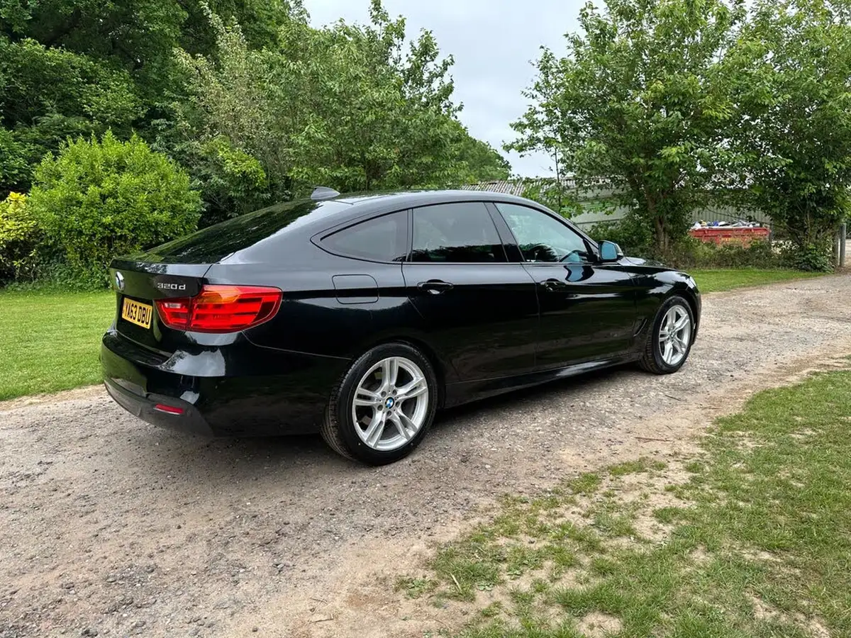 2014-bmw-3-series-20td-320d-m-sport-gt-auto-big-2