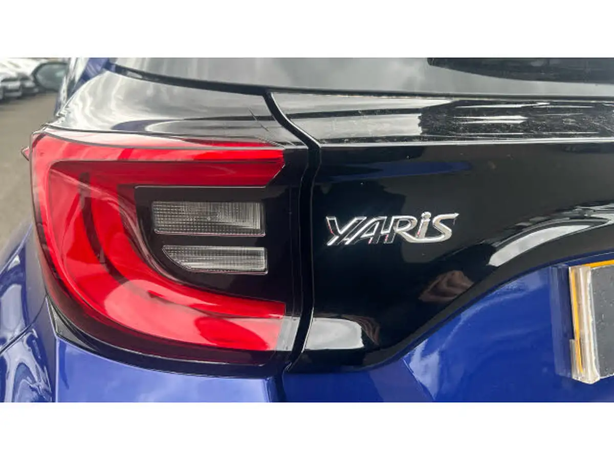 2022-toyota-yaris-15-vvt-i-design-big-19