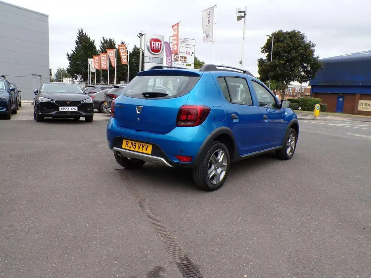 2019-dacia-sandero-stepway-09-tce-comfort-big-2