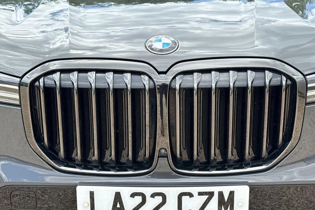 2022-bmw-x7-30td-xdrive-40d-m-sport-big-63