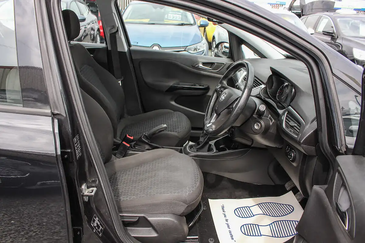 2015-vauxhall-corsa-14-excite-ac-90ps-ecoflex-5d-1398cc-big-14