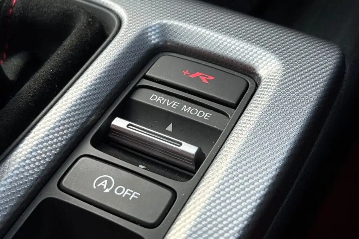 2023-honda-civic-20-i-vtec-type-r-big-46