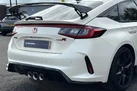 2023-honda-civic-20-i-vtec-type-r-small-9
