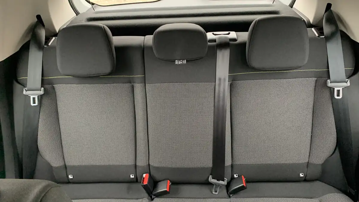 2024-citroen-c3-12-puretech-plus-83ps-big-24