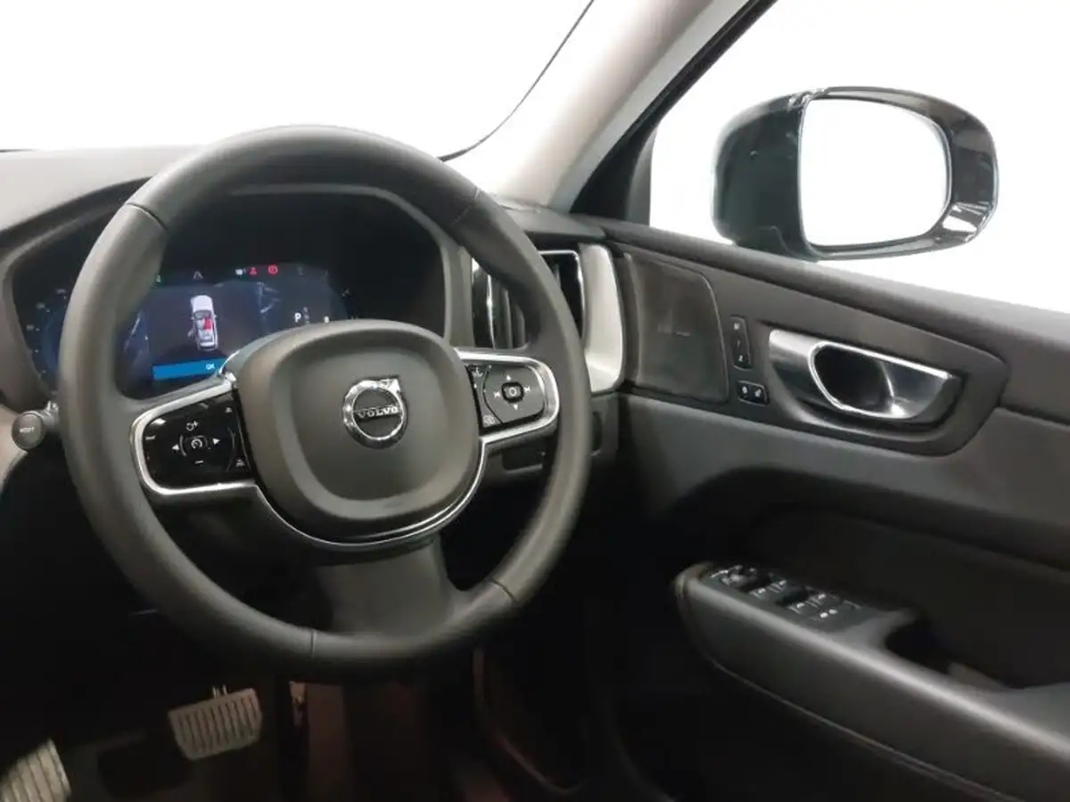 2023-volvo-xc60-20td-b4-plus-big-10