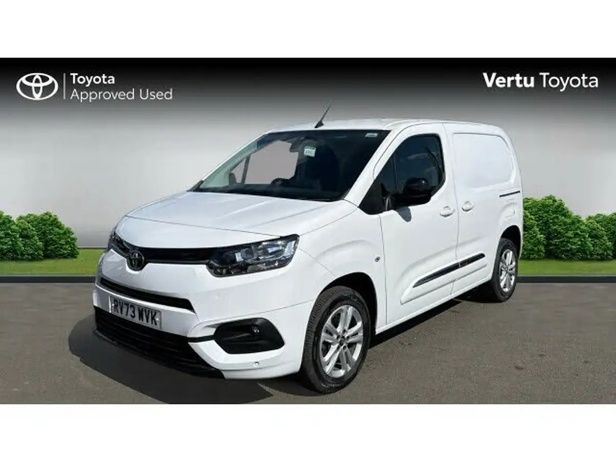 2023-toyota-proace-city-15d-design-100hpeu6d-big-2