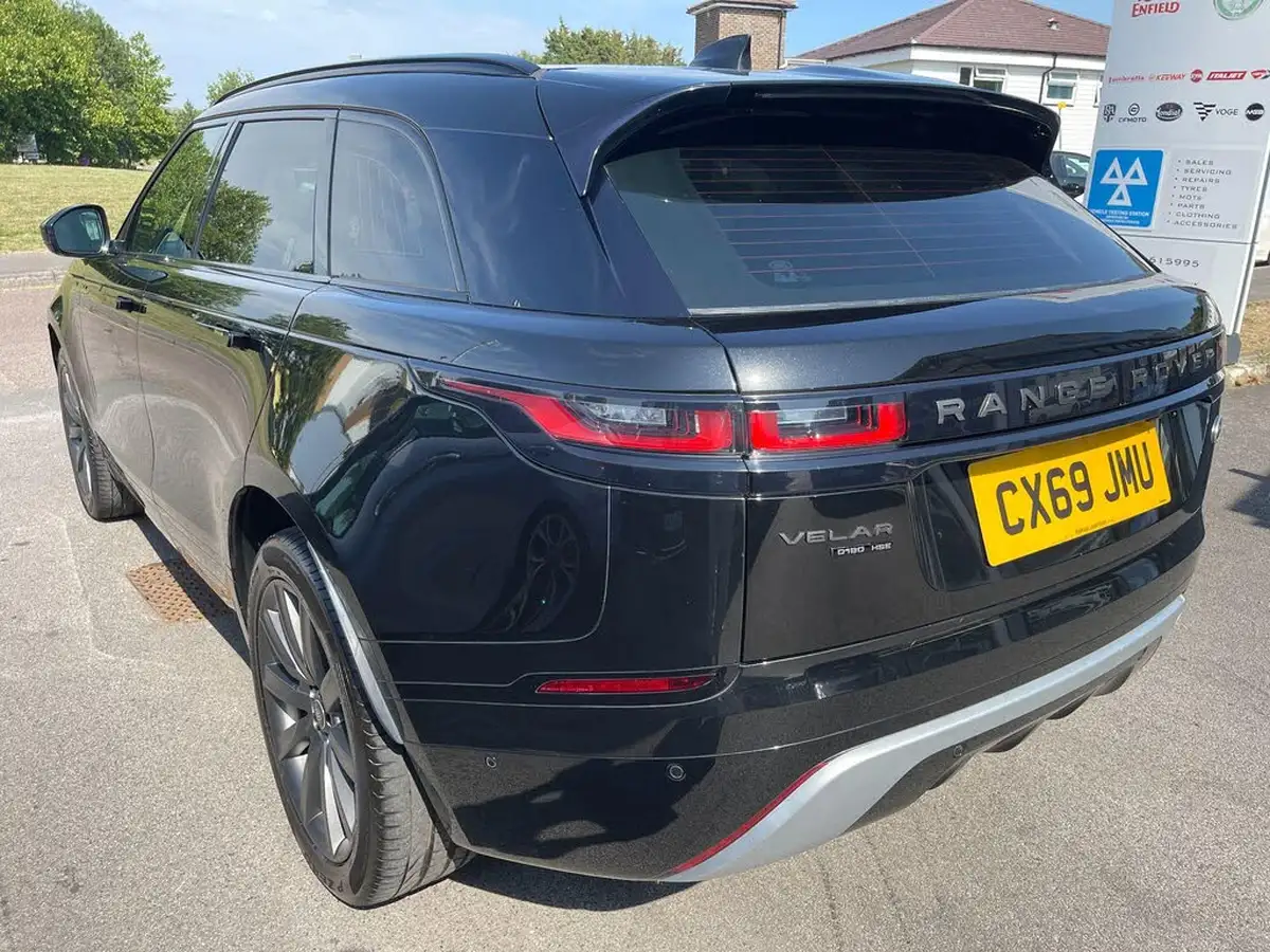 2019-land-rover-range-rover-velar-20-d180-r-dynamic-hse-big-19