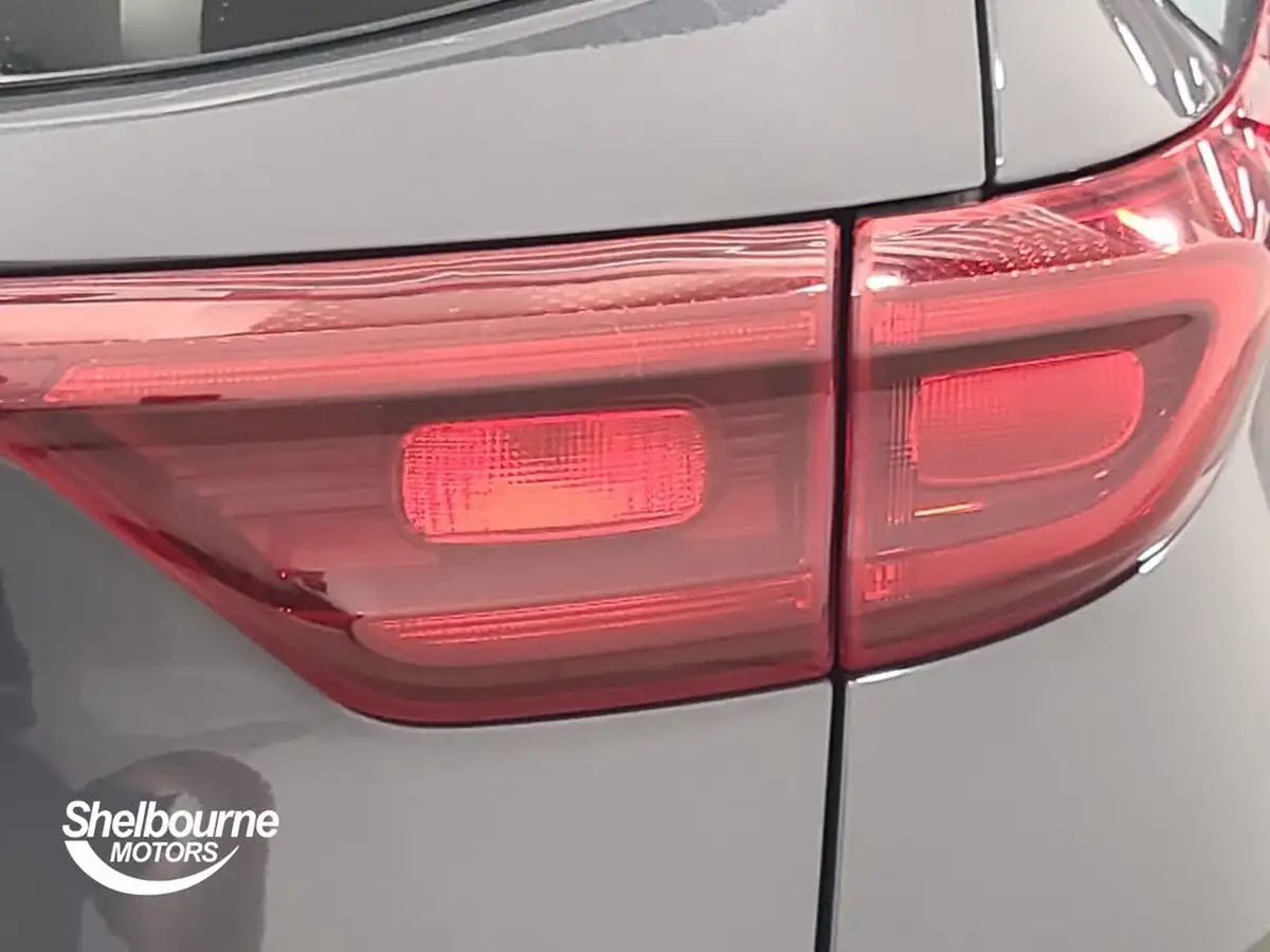 2021-kia-sportage-16-gdi-2-big-23