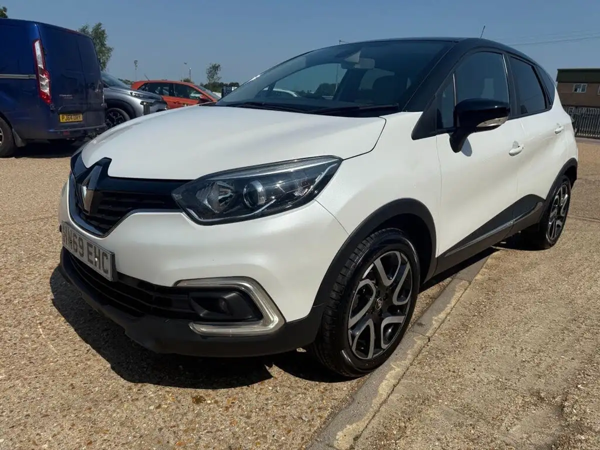 2019-renault-captur-09-tce-iconic-big-2