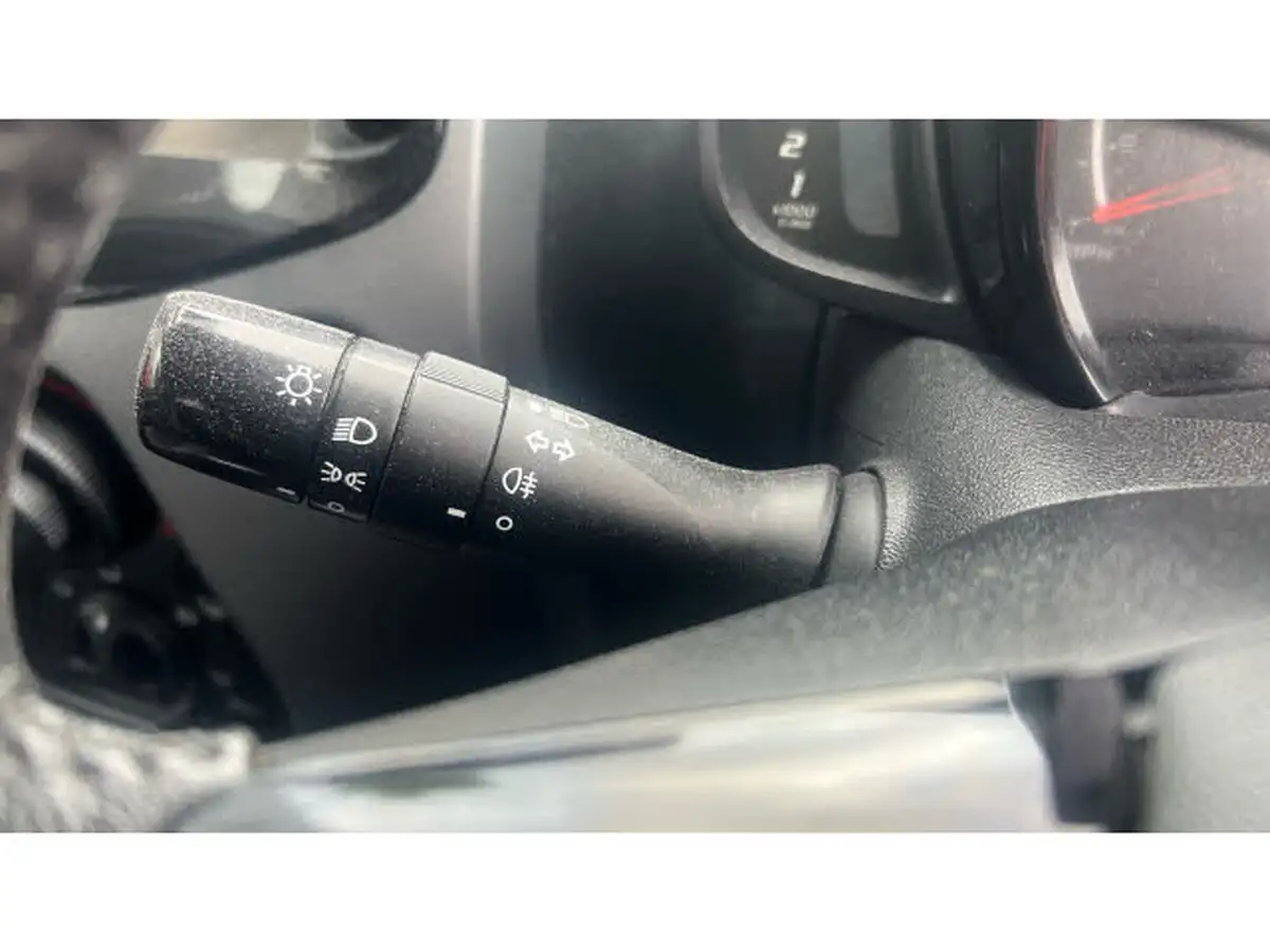 2019-toyota-aygo-10-vvt-i-x-play-big-34