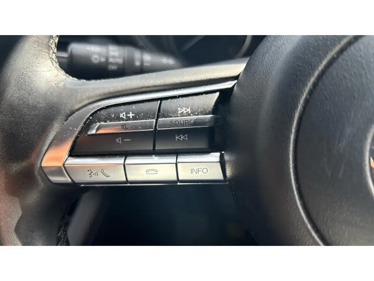 2023-mazda-mazda3-20-se-l-lux-122ps-hatchback-5d-big-30